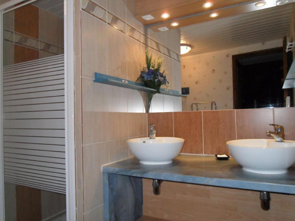 Domaine Des Escouanes Hotel Prudhomat Екстериор снимка